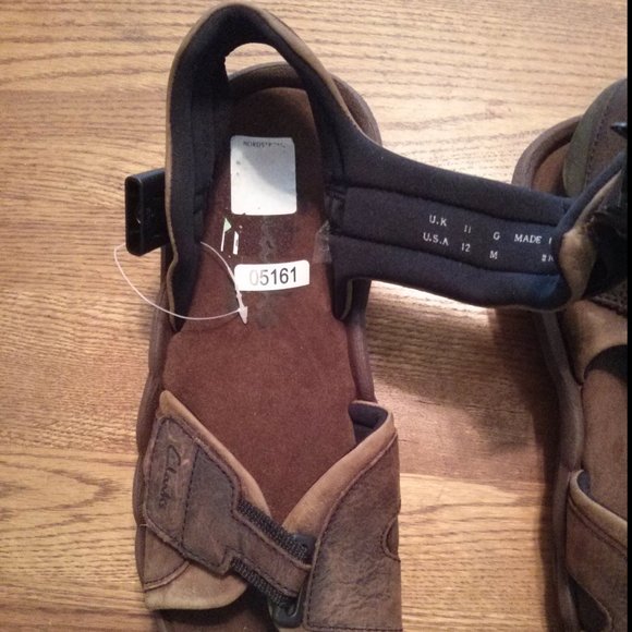 New Clarks Leather/Nubuck Trekking Sandals - Size 12 Summer Travel Outdoor main image 11